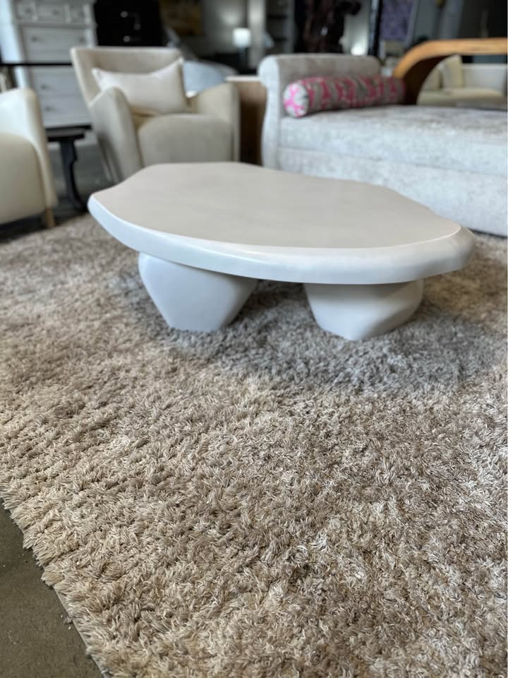 House of Leon Ceramic Indoor/Outdoor Coffee Table