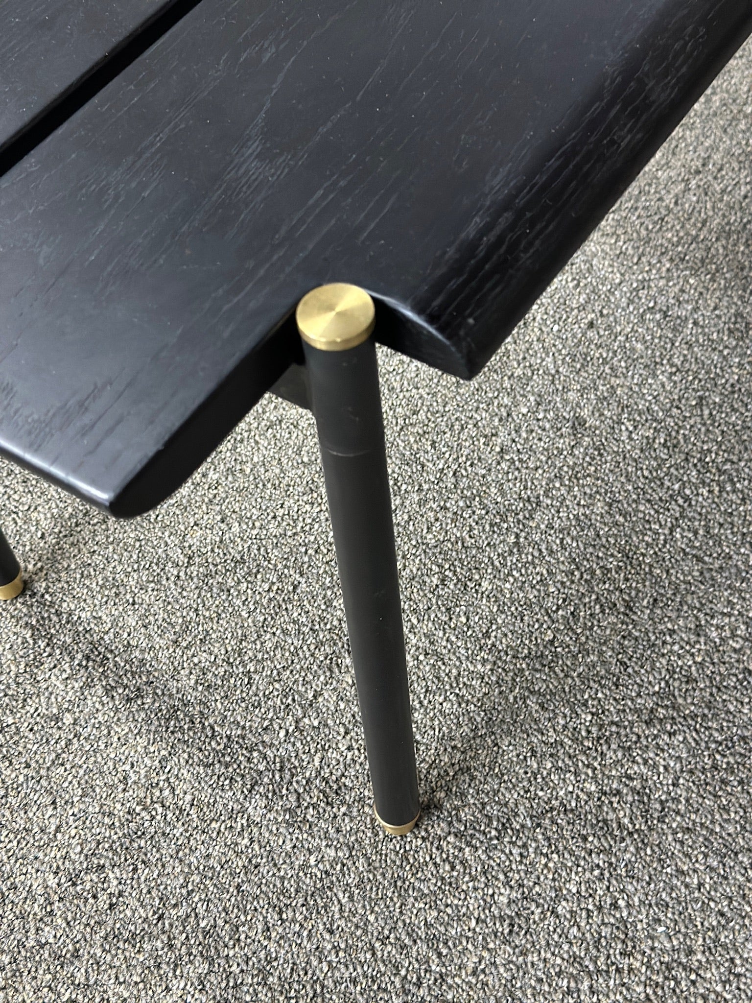 Nuevo black gold bench