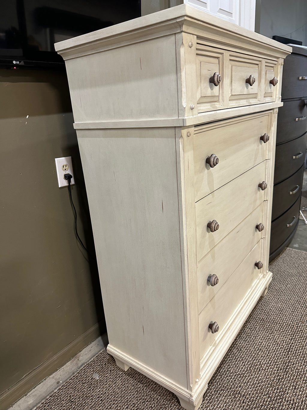 American Woodcrafters Sedona Chest in Cobblestone White