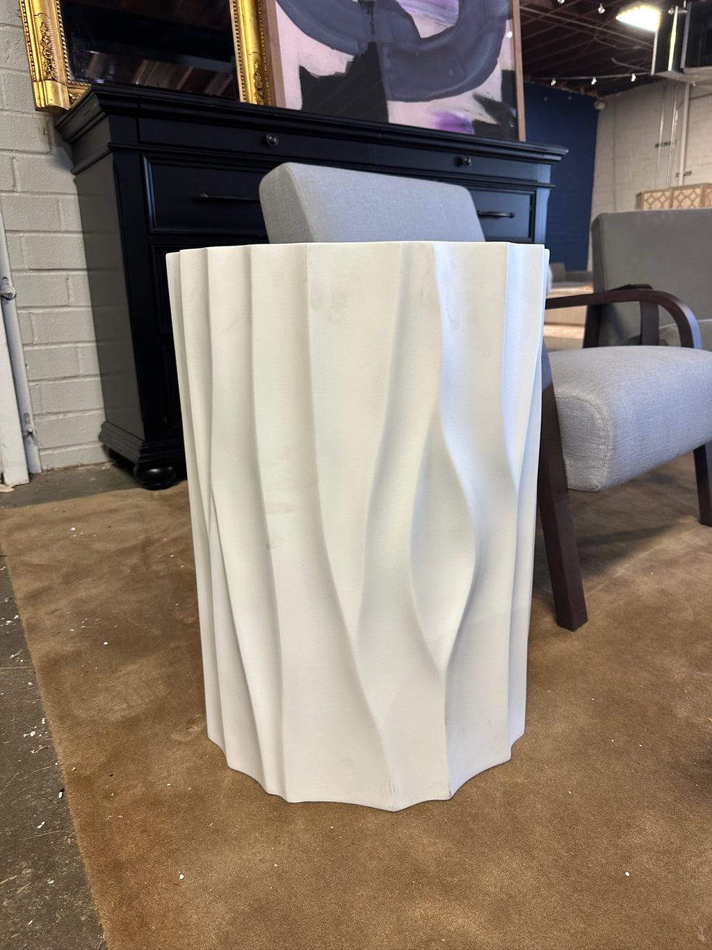 Universal Furniture Outdoor Furniture Geneva Round End Table