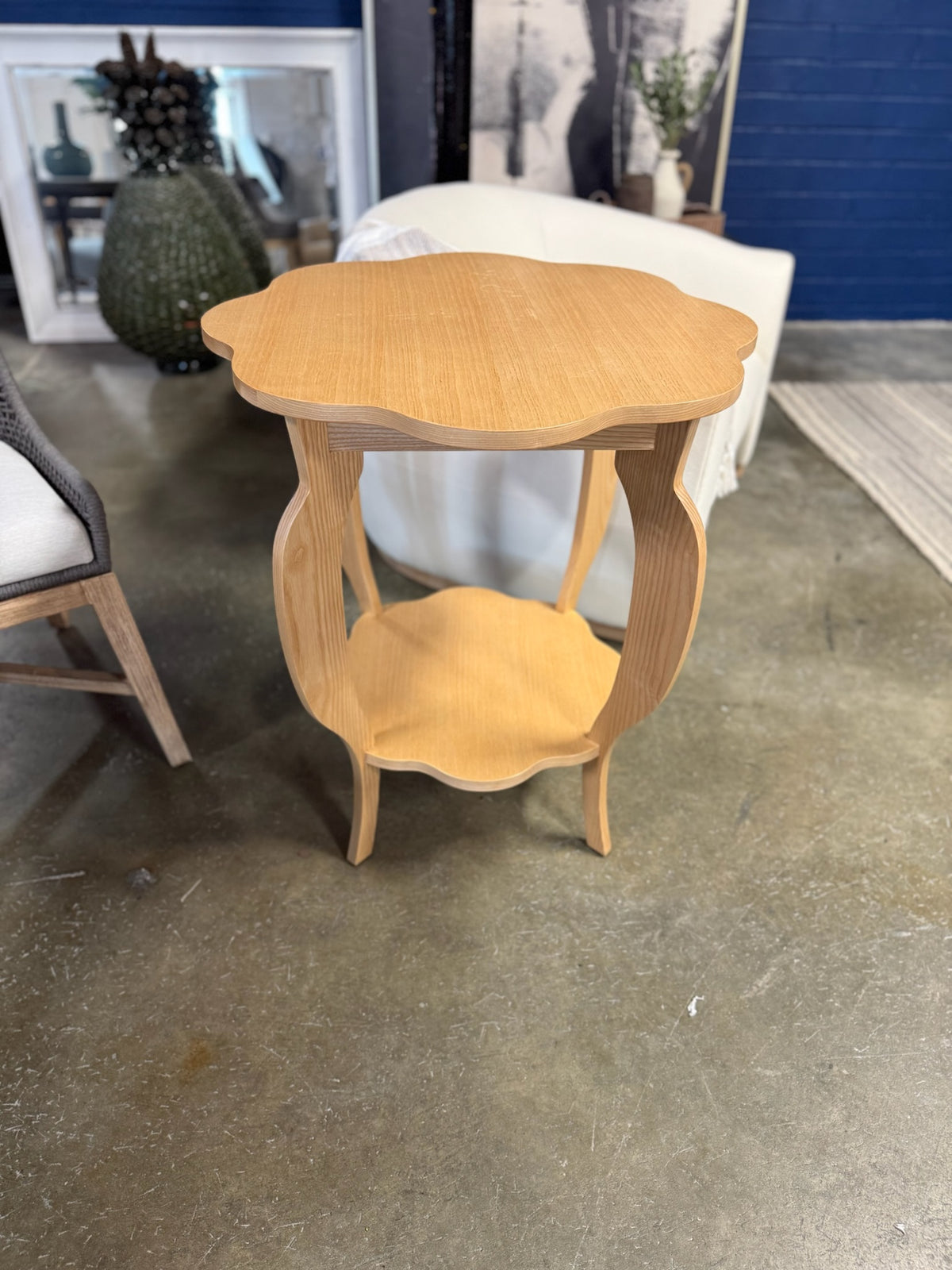 Dowel Furniture Scallop Side Table