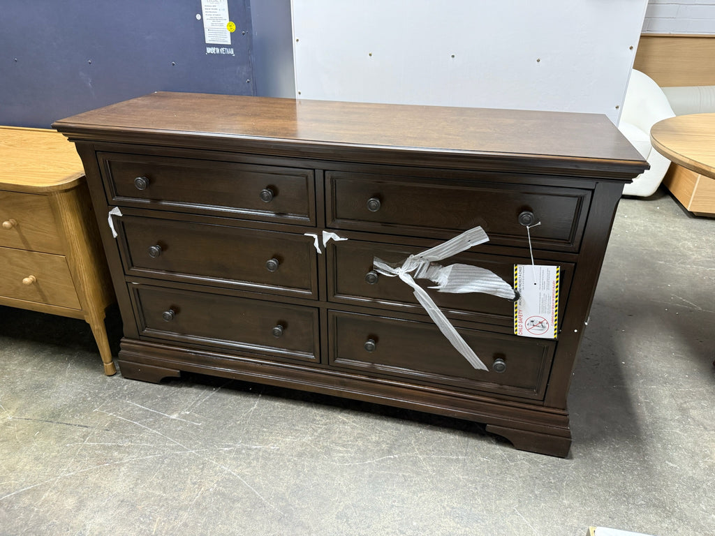 Brown 6-drawer Dresser